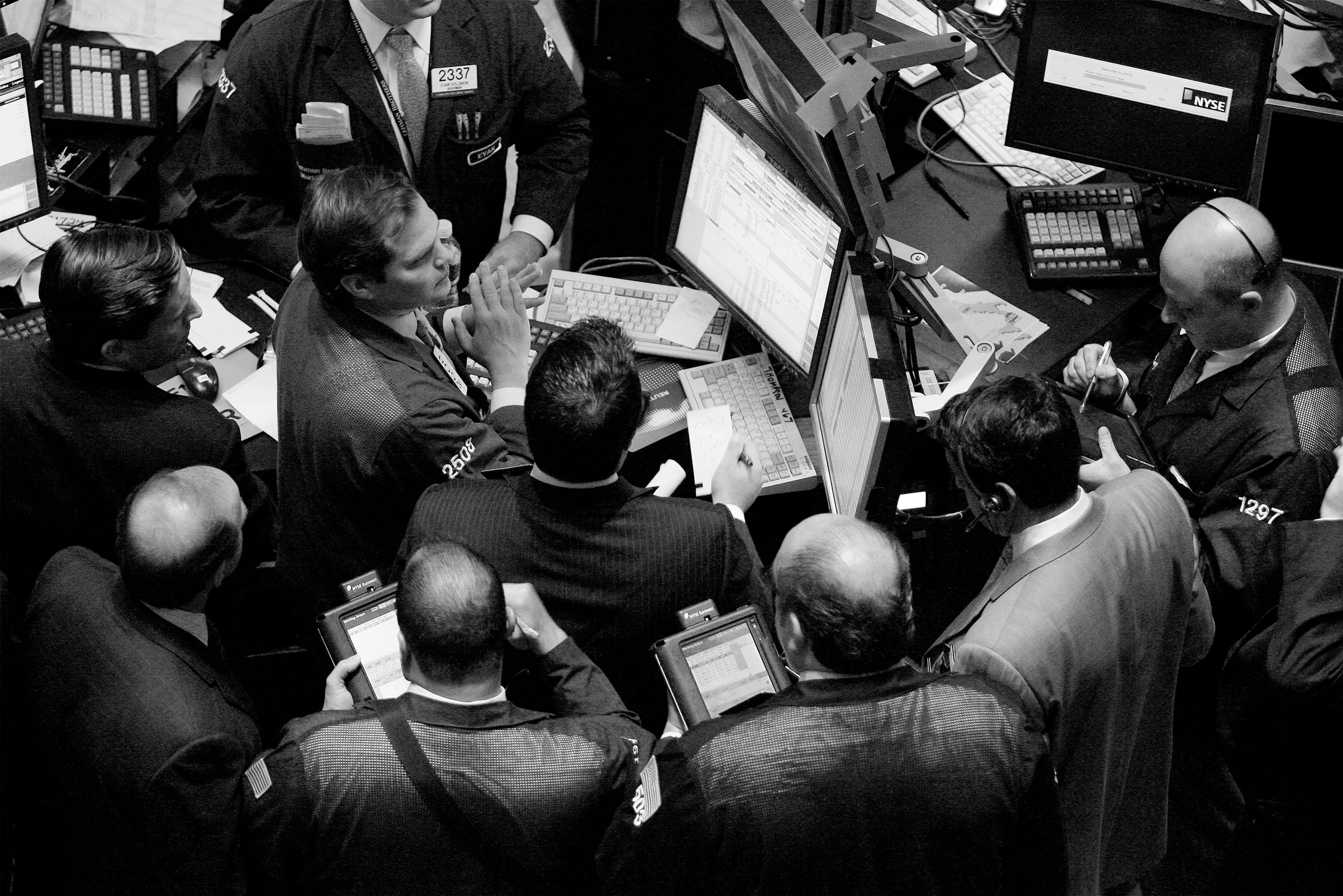 The Next Financial Collapse Could Be Closer Than You Think — And Here’s How the Elite Are Preparing